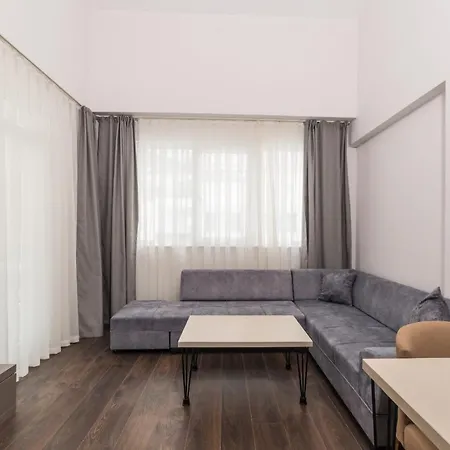 Demak Suit & Homes Aparthotel