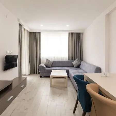 Aparthotel Demak Suit & Homes *