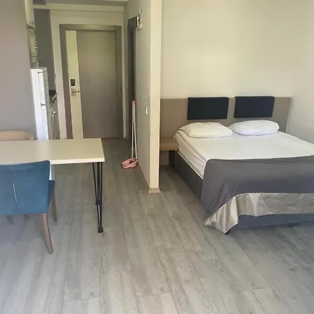 Aparthotel Demak Suit & Homes *